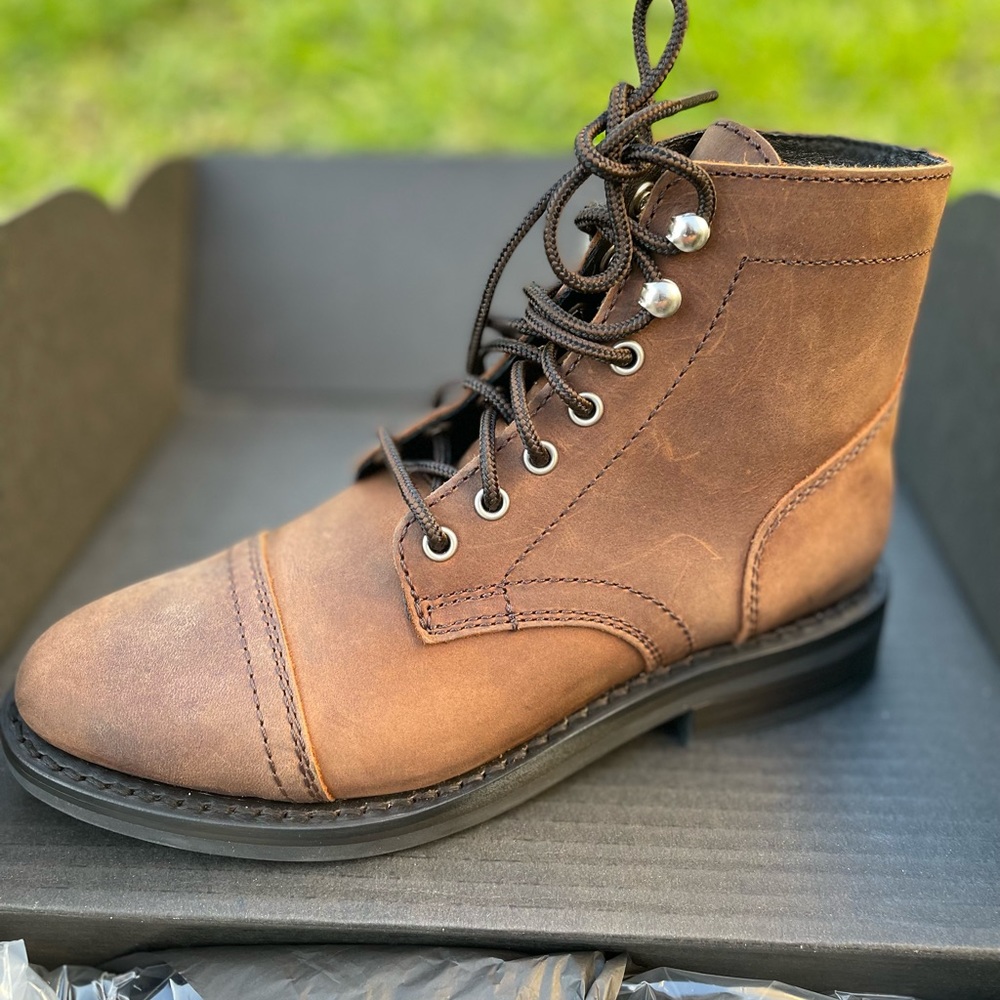 Thursday Boot Company Women’s Captain Cap Toe Ankle Boots Size 6.5